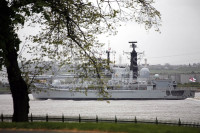 HMS EDINBURGH D97     9